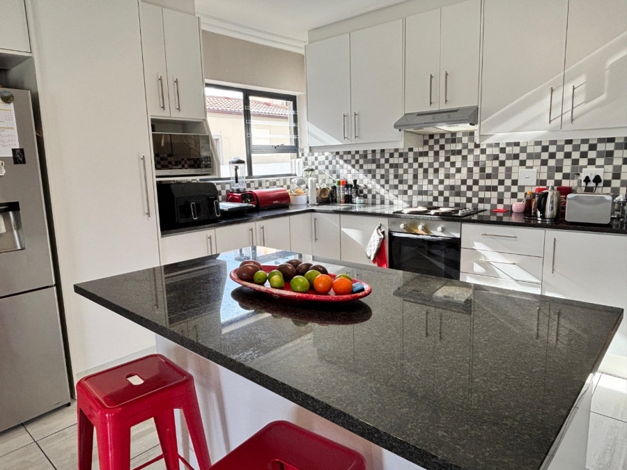 3 Bedroom Property for Sale in Fairview Golf Estate Western Cape
